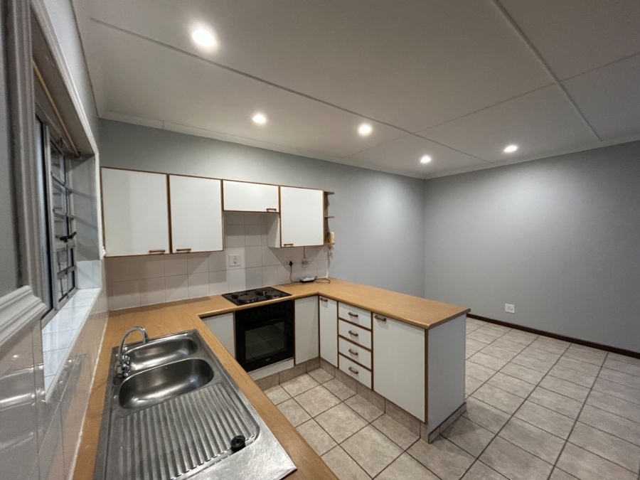 3 Bedroom Property for Sale in Abbotsford Eastern Cape
